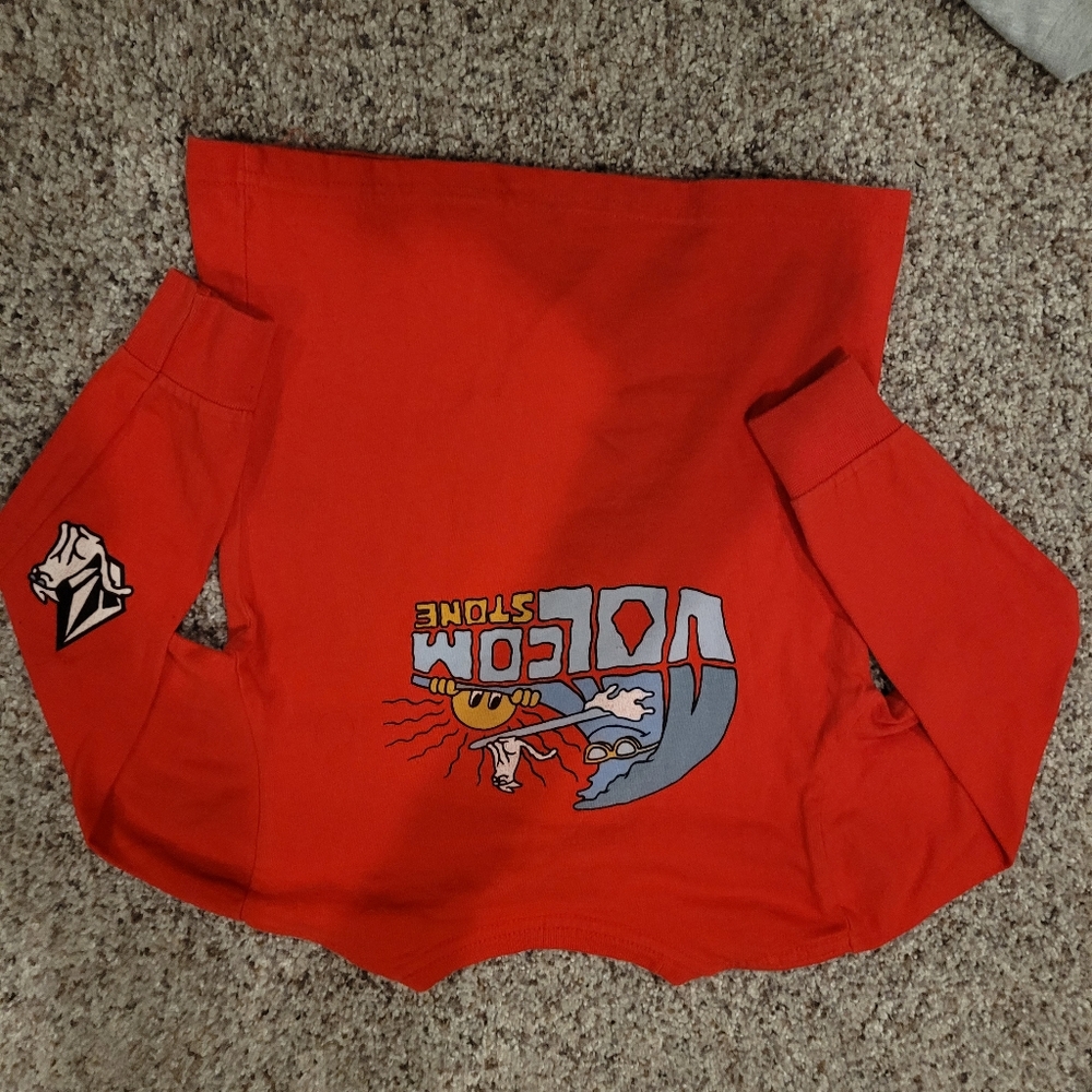 Volcom Bundle - Picture 5 of 6